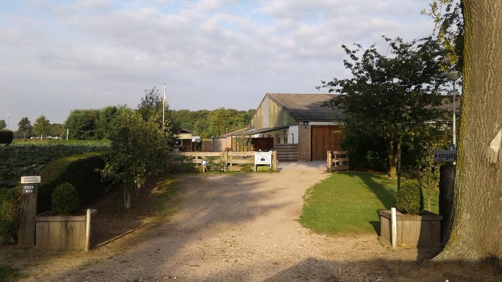 Camping En Vakantiewoning 'Ut Tumpke' Kessel  Extérieur photo