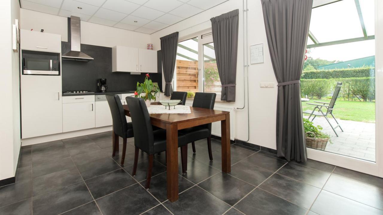 Camping En Vakantiewoning 'Ut Tumpke' Kessel  Extérieur photo